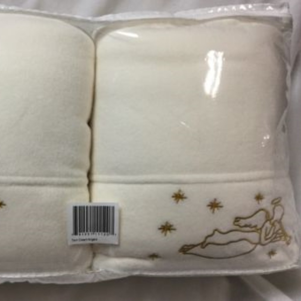 Berkshire Blanket Embroidered Polarfleece
